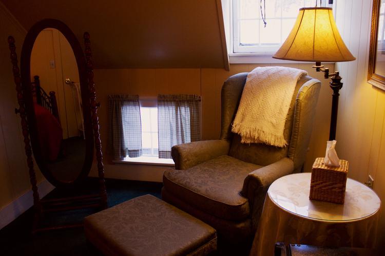 Bristol Inn At Baldwin Creek & Mary'S Restaurant الغرفة الصورة