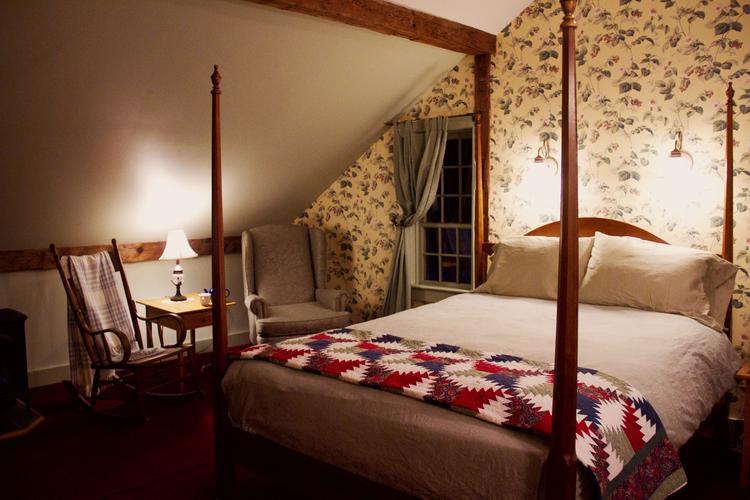 Bristol Inn At Baldwin Creek & Mary'S Restaurant الغرفة الصورة